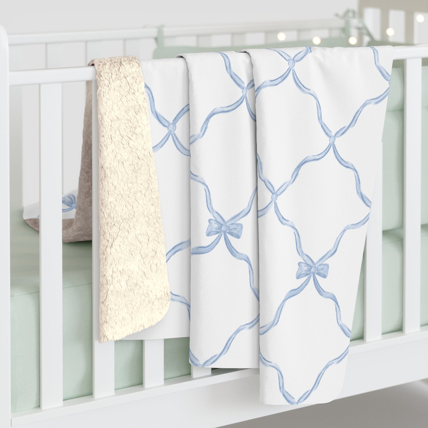 Three Bees Trellis Bow Cozy Sherpa Fleece Blanket - Blue