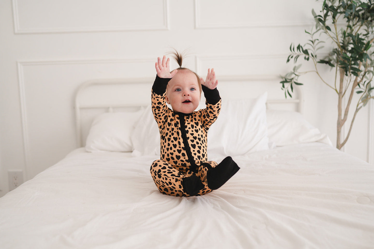 Wild Love (Convertible Zip Footies)
