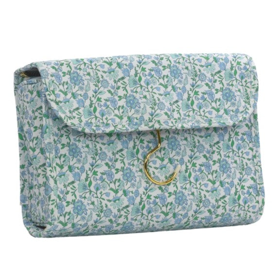 TRVL Hanging Toiletry Case