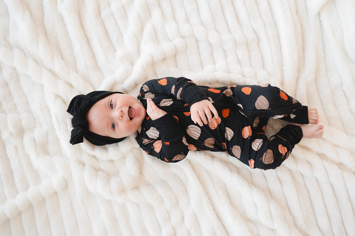 Pumpkins Black (Convertible Zip Footies)
