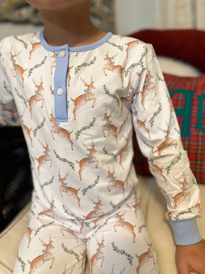 Jumping Reindeer in Blue with Holly Lounge Set