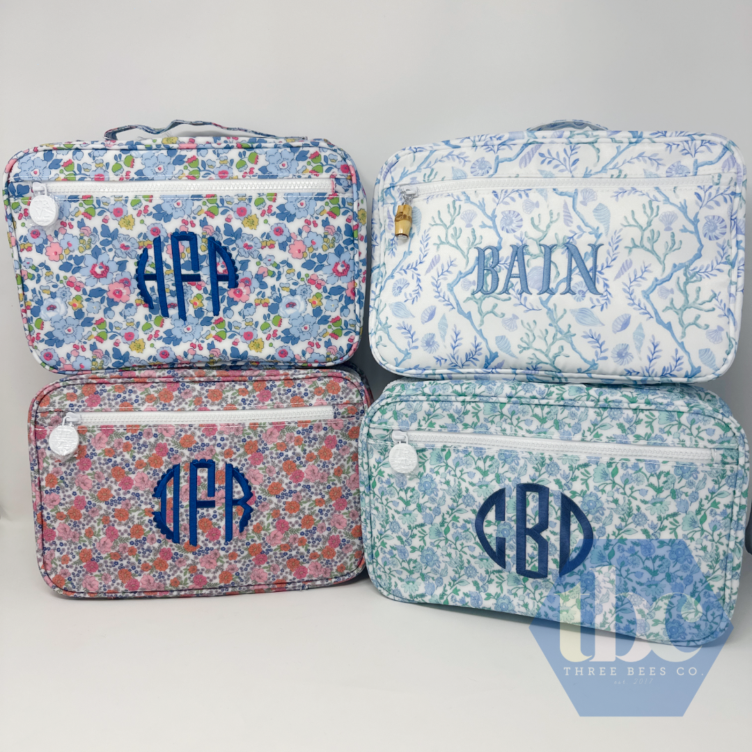 TRVL Bundle Up Hanging Toiletry Bag