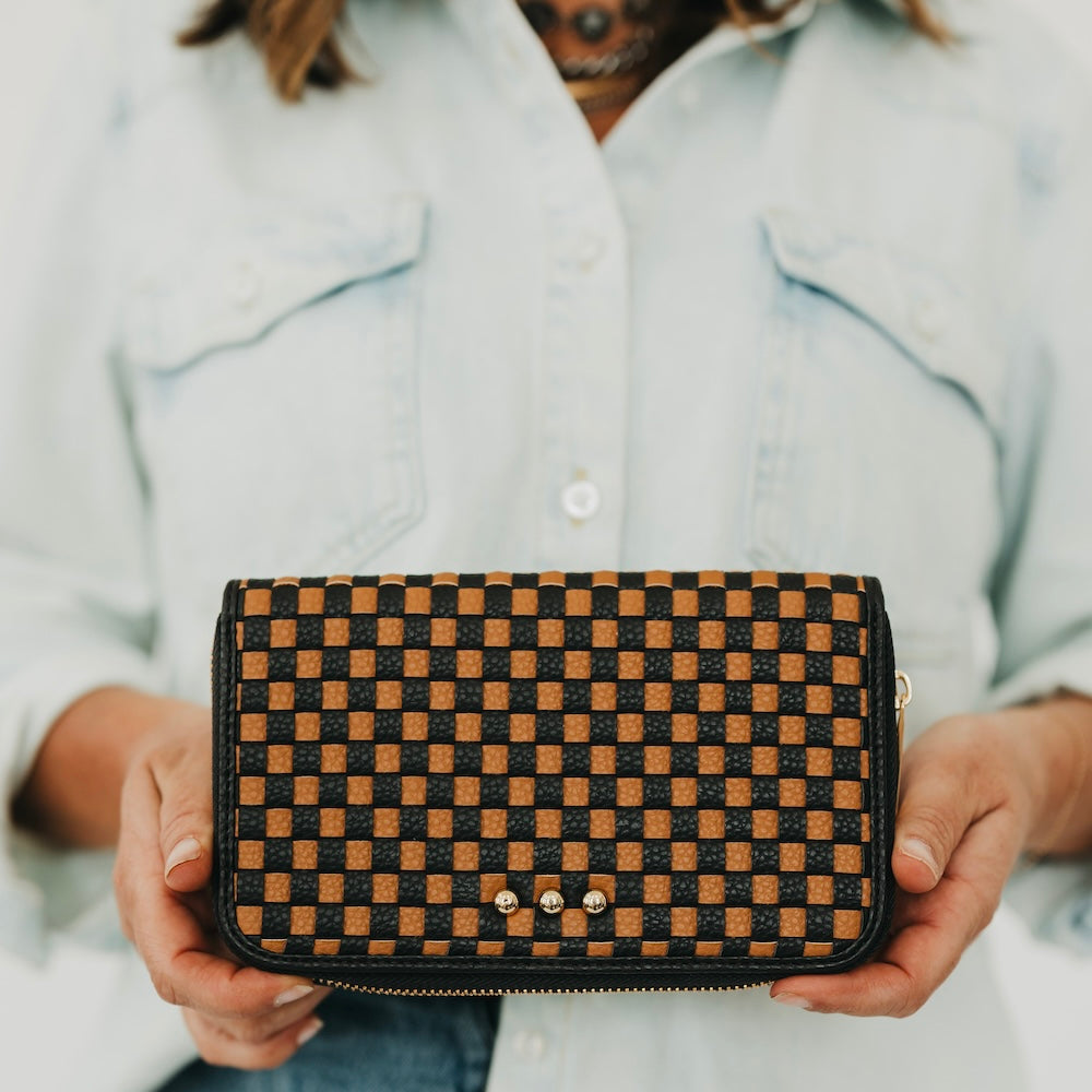 Lenni Large Zip Woven Wallet
