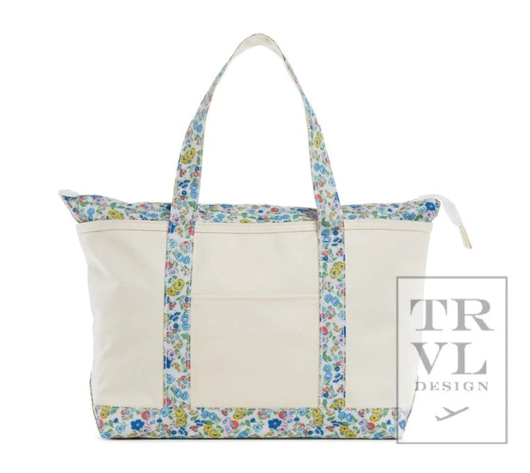 TRVL Medium Tote