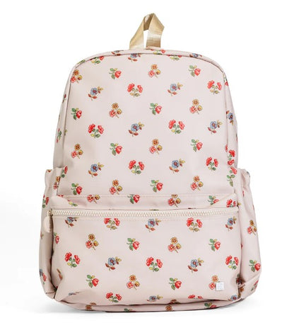 TRVL Backpacker